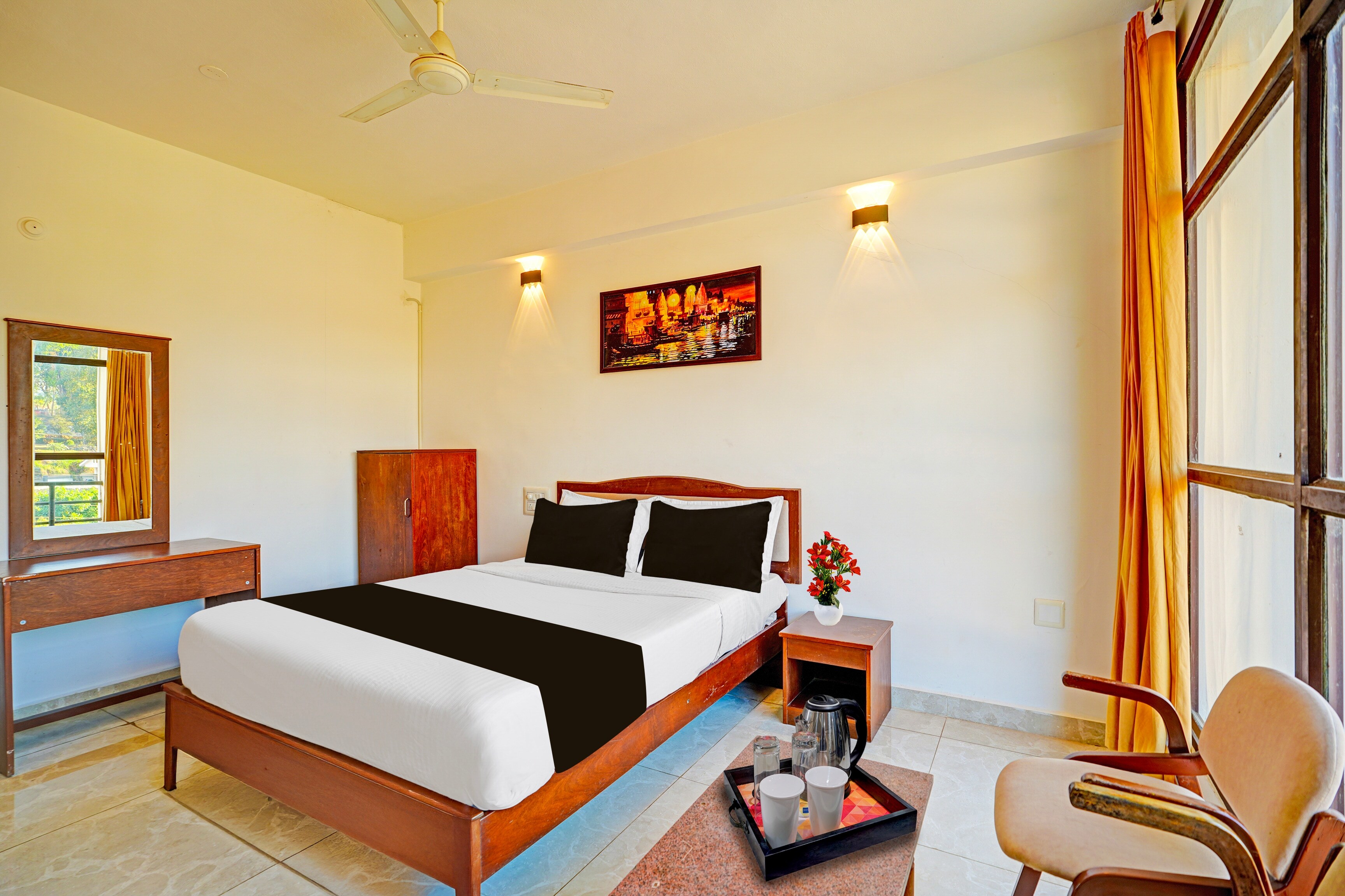 Townhouse Madikeri Fort Formerly Hotel Raj - Tap to explore photos