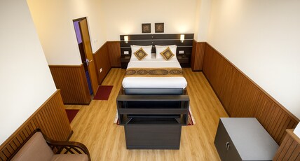 Serin Dewachen Retreat Room Type - EXECUTIVE ROOM