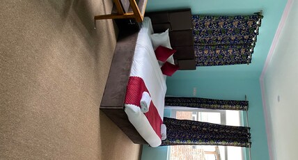 blackhawkrooms Room Type - Bedroom 2