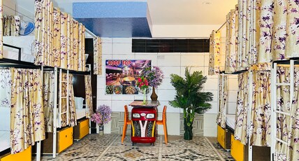 Moonlight Homestay & Hostel Room Type - Single bed in Male Dormitory
