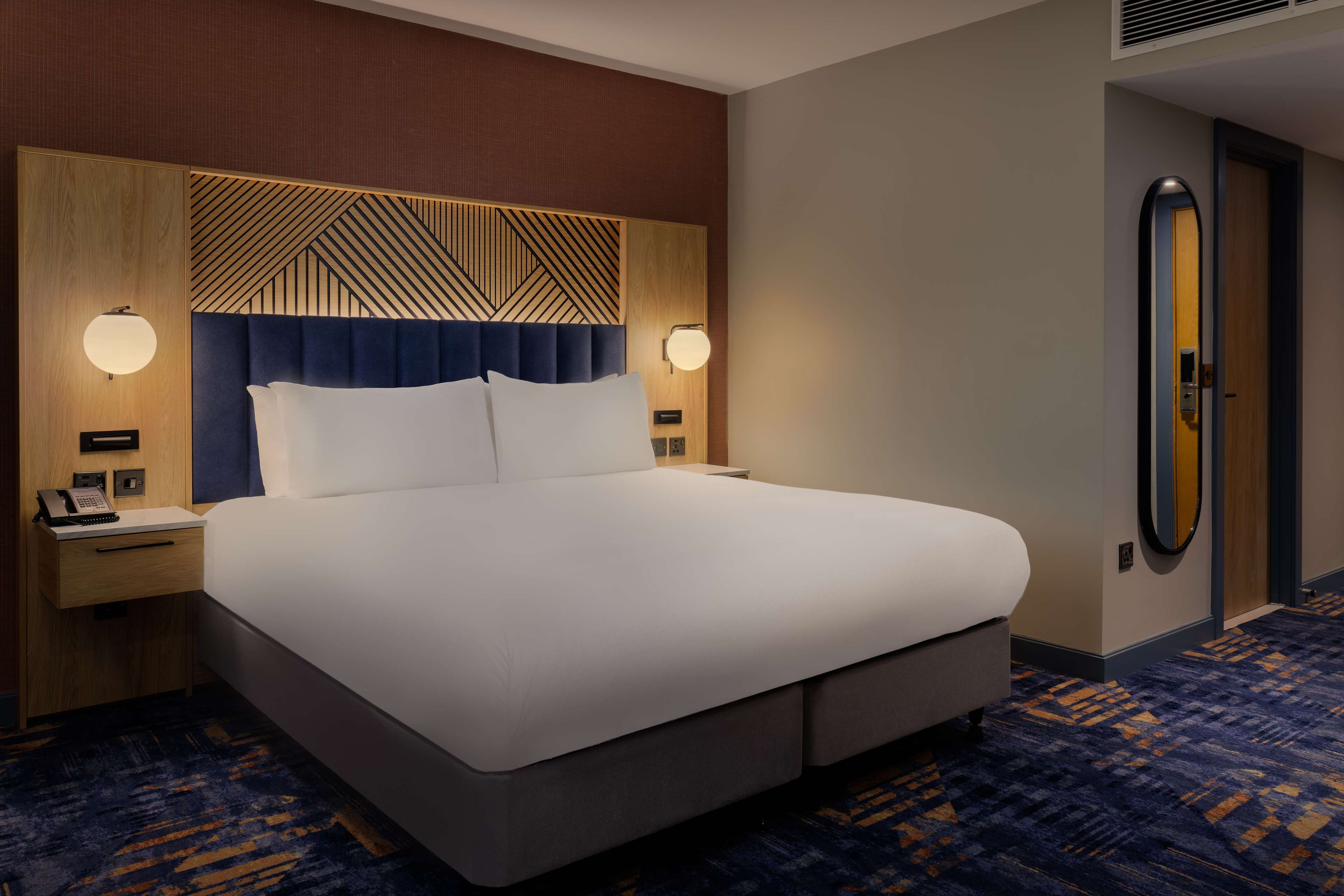 Doubletree by Hilton Hotel Coventry - Tap to explore photos