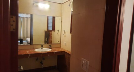 South Delhi Hotels Room Type - Deluxe room