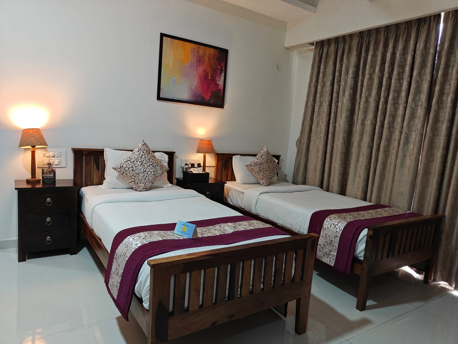 Millora Proxima Service Apartment - Tap to explore photos