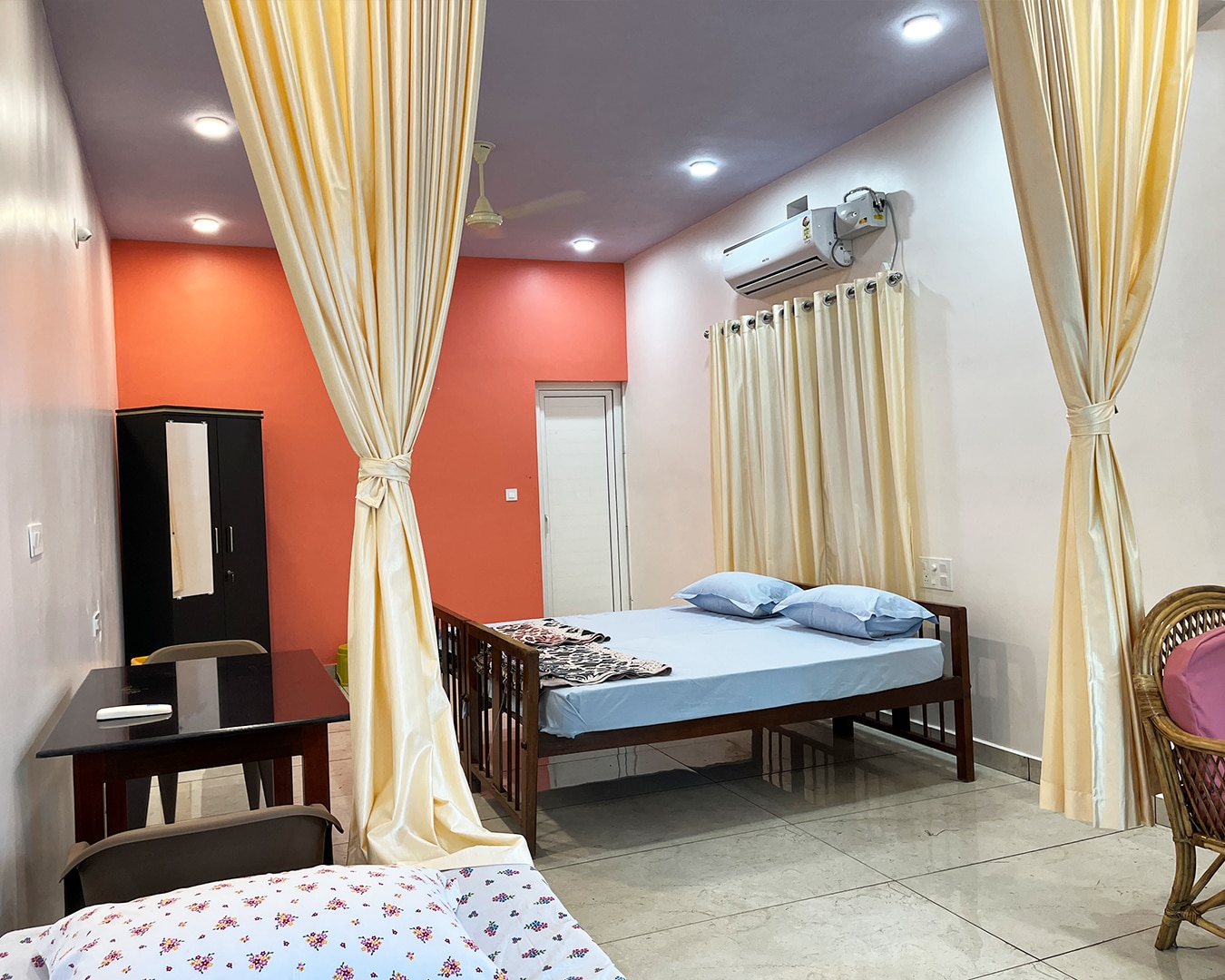 Amar Akbar Anthony Homestay - Tap to explore photos