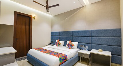 FabHotel K9 Pearl Room Type - Deluxe Room