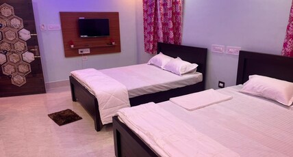 Sujata Villa Guest House Room Type - Double Bed Ac Deluxe Premium Room