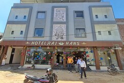 HOTEL RAJ HANS