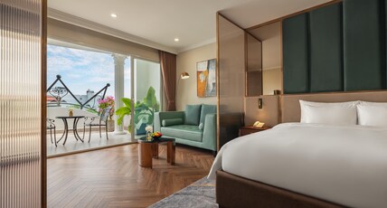 Splendid Premium Hotel Room Type - Splendid Suite Terrace with Private Jacuzzi  and Spa Benefits