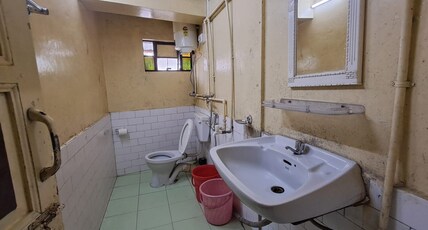 Prakash Hotel Room Type - Triple Bed Room