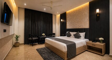 Hotel Sunshine Room Type - Deluxe Room with Air Conditioning