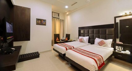 HOTEL MADHUSHRIE Room Type - Super Deluxe