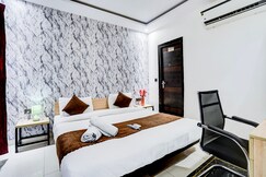 Kings Court Pitam Pura