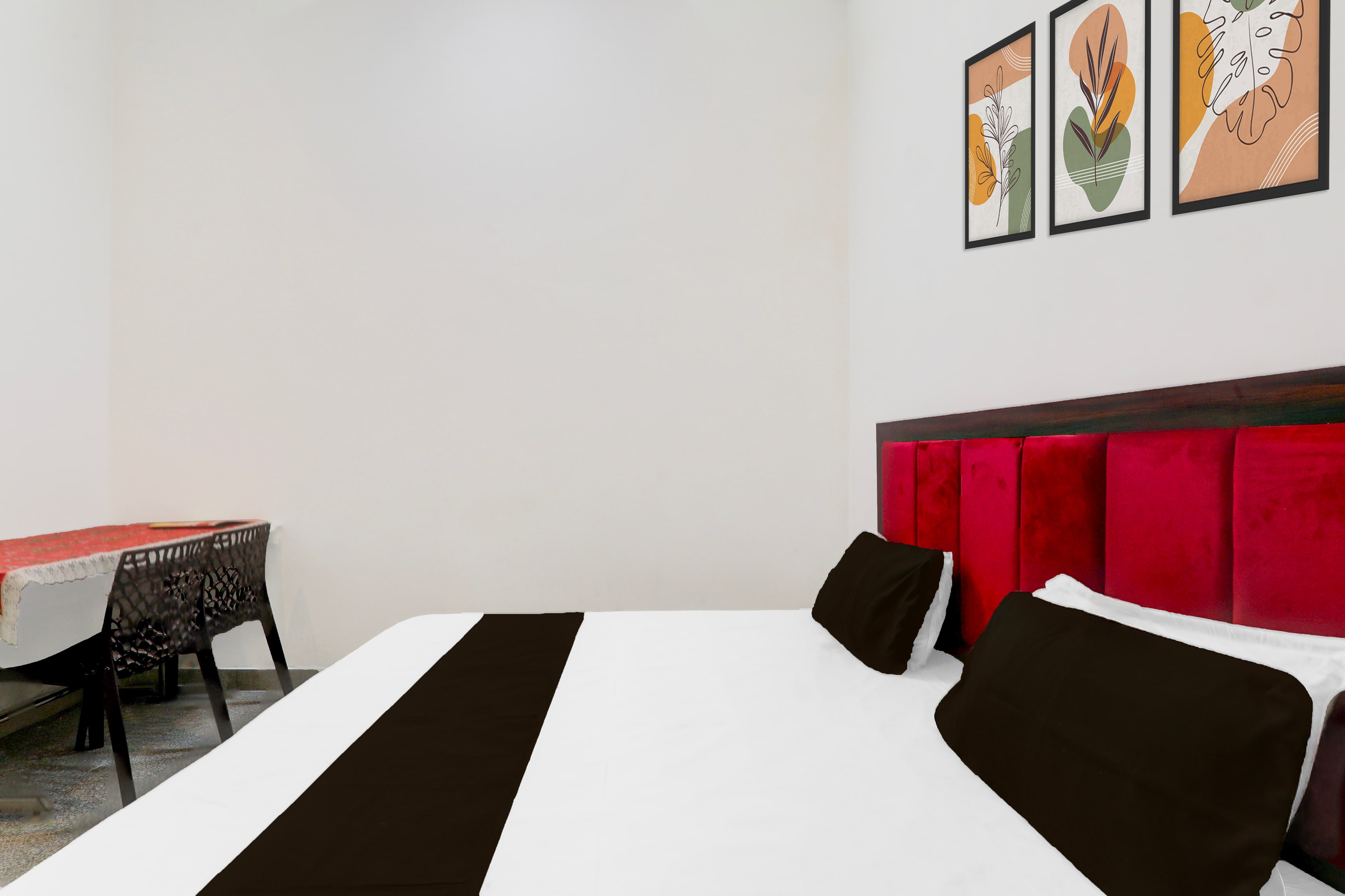 SPOT ON Hotel Basera Inn Rae Bareilly Junction - Tap to explore photos