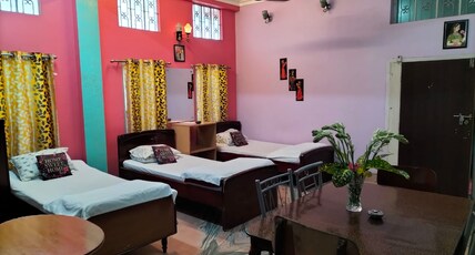 HOTEL PAYING GUEST Room Type - Non AC Suit Room ( Standard Family)