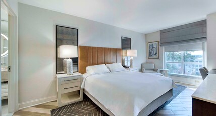 Embassy Suites Raleigh - Durham Airport/ Brier Creek Room Type - 1 KING NON-SUITE - NON SMK