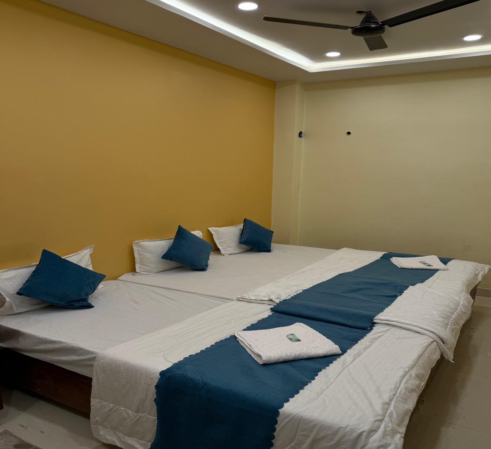 Maa Annapurna Homestay - Tap to explore photos