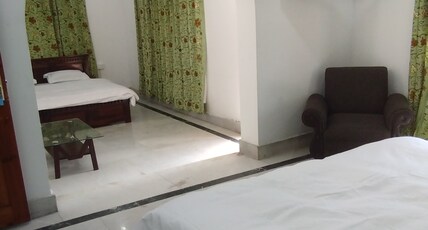 Greenoriva Aero Srinagar Room Type - Family Room with 2 Beds and Shared Washroom