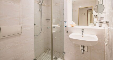 Best Western Hotel Kantstrasse Berlin Room Type - 2 Single Beds, Standard