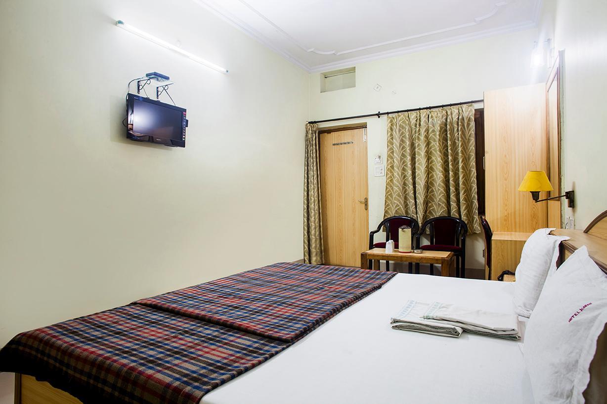 Hotel Kashi (Pure Veg) - Tap to explore photos
