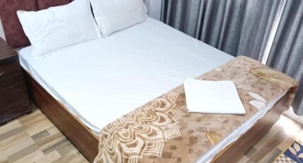 Hotel Golden Majestic Room Type - Deluxe Room 