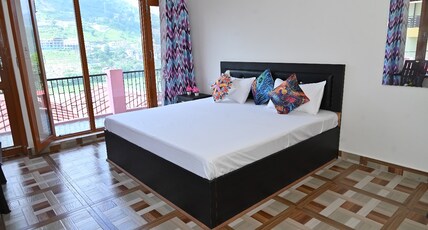 Monal Basera home stay Room Type - Lake View Super Deluxe Room with Working Kitchen