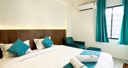 Hotel Emerald Room Type - Premier Room - King Bed