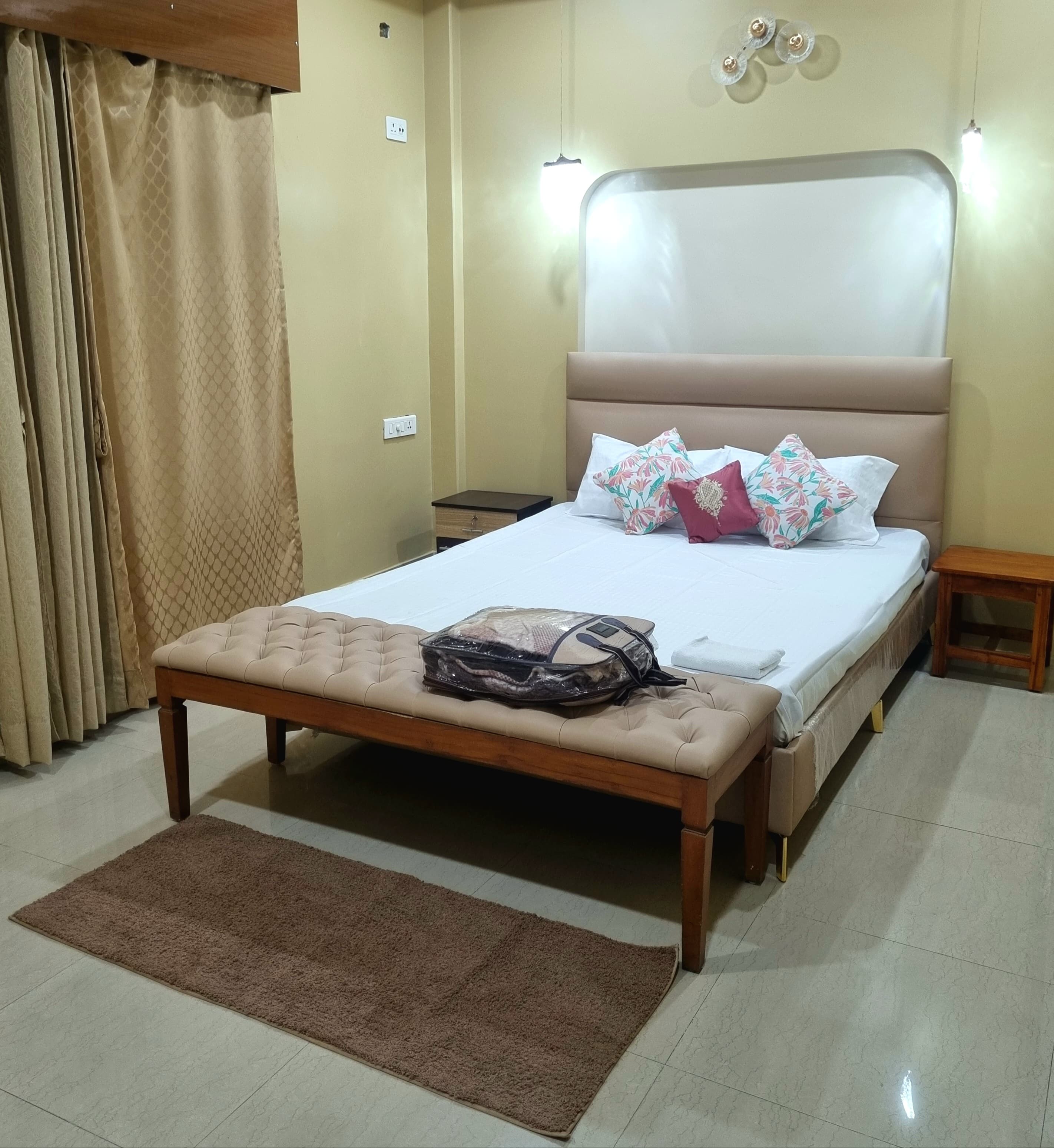 MountainBreeze 2BHK 1AC Balcony Birding Community - Tap to explore photos