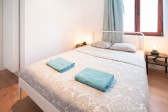 Saint Pauls 14-Persons Apartment