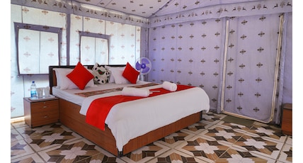 Shiv Tara Desert Camp Room Type - Desert Regale AC Tent Shiv Tara Desert Camp Room Type - Desert Regale AC Tent