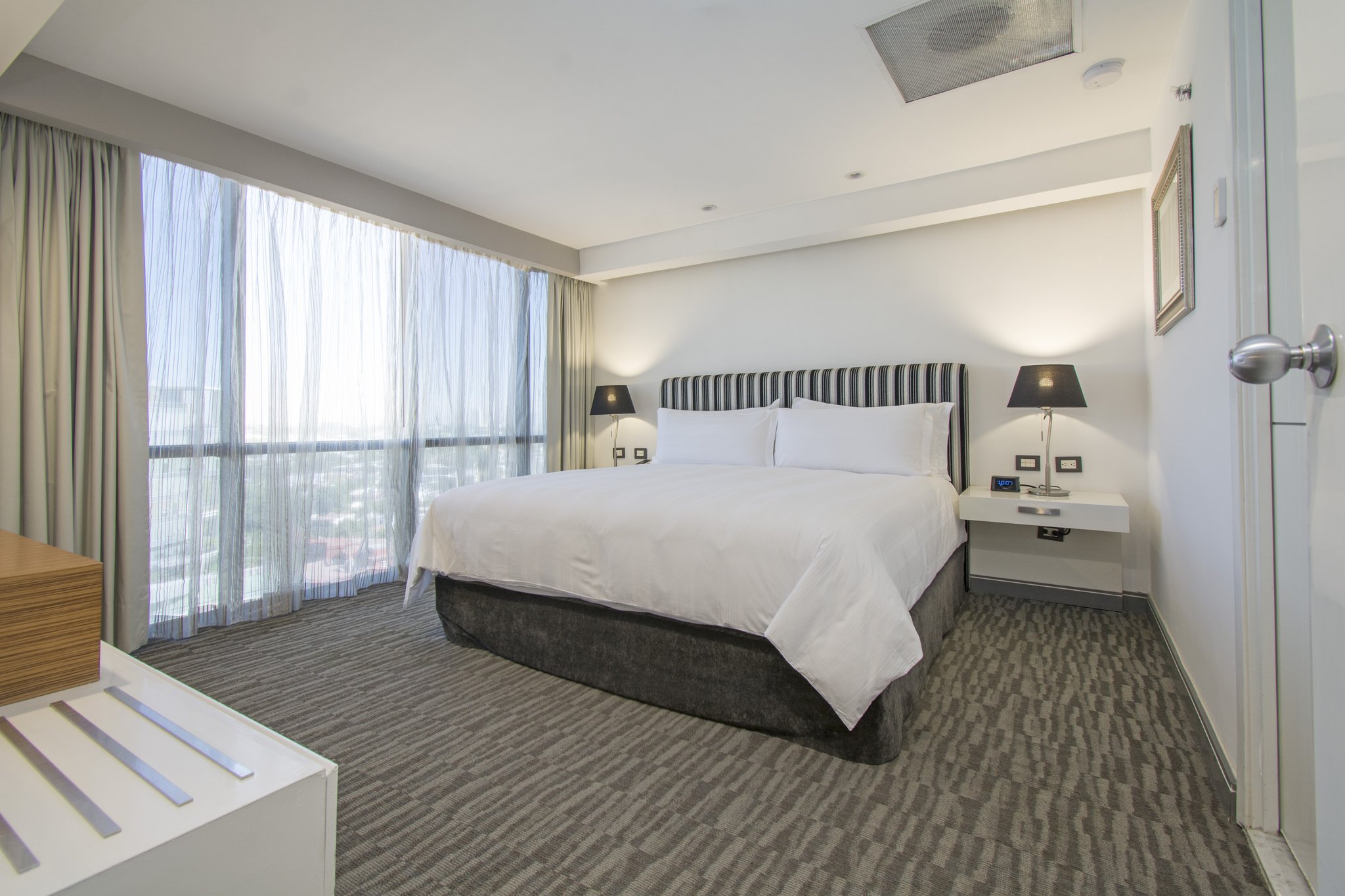 Presidente InterContinental Guadalajara (Pet-friendly) - Tap to explore photos