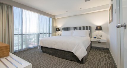Presidente InterContinental Guadalajara (Pet-friendly) Room Type - 1 King 1 Bedroom Balcony Suite City View Presidente InterContinental Guadalajara (Pet-friendly) Room Type - 1 King 1 Bedroom Balcony Suite City View