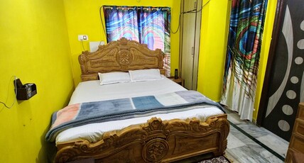 Clean and spacious room Room Type - Bedroom