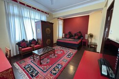 Serkong Rabsel House