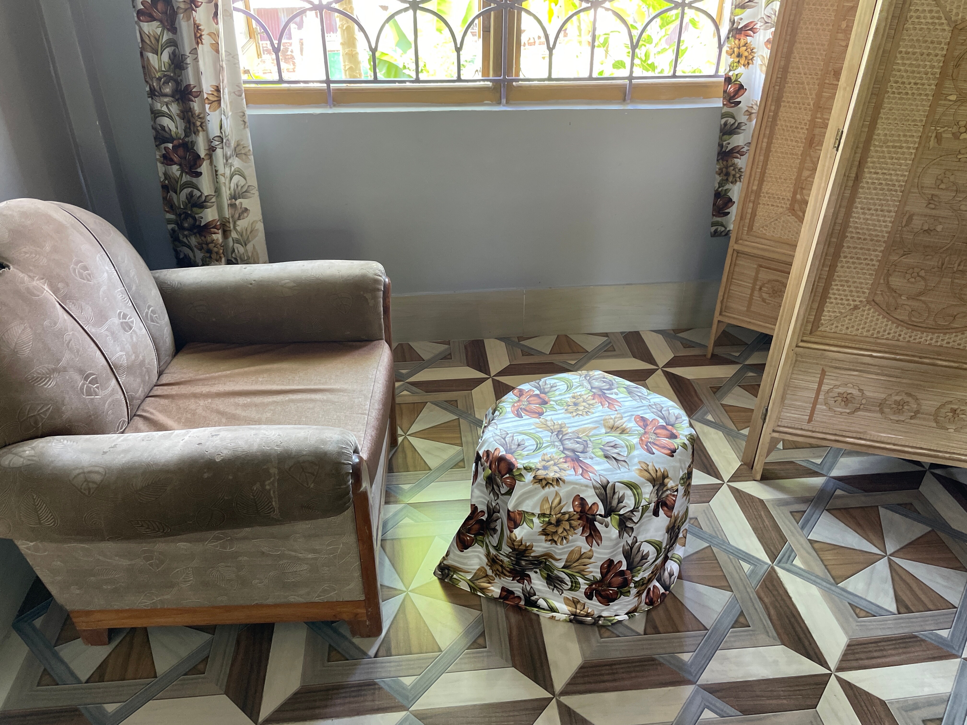 Dr Das Homestay - Tap to explore photos