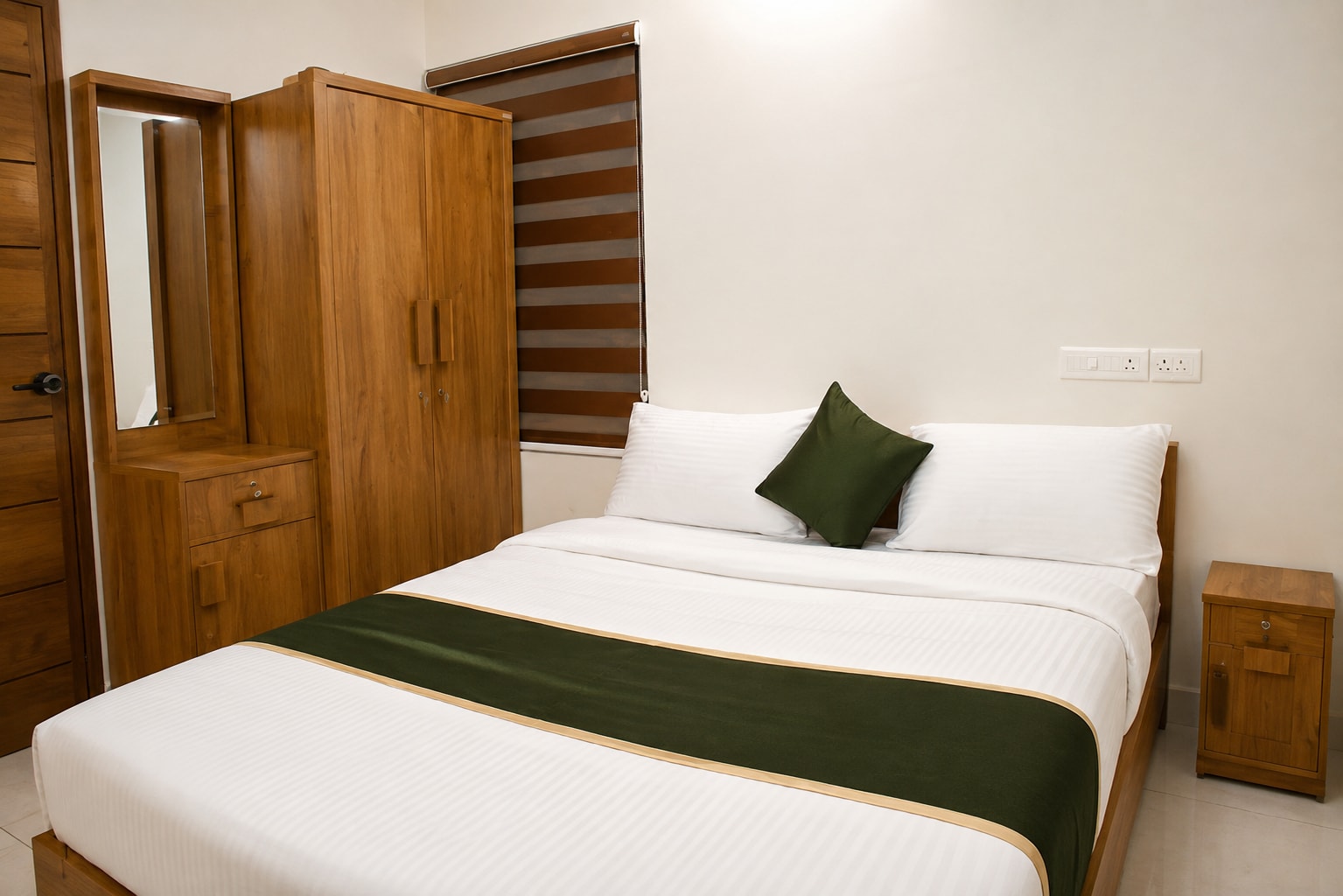 PopTavern Nakshatra Apartments Thiruvananthapuram - Tap to explore photos