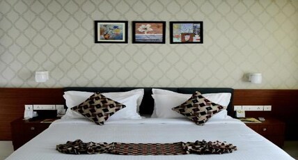 Hotel Jaas Continental Room Type - Standard Double Room