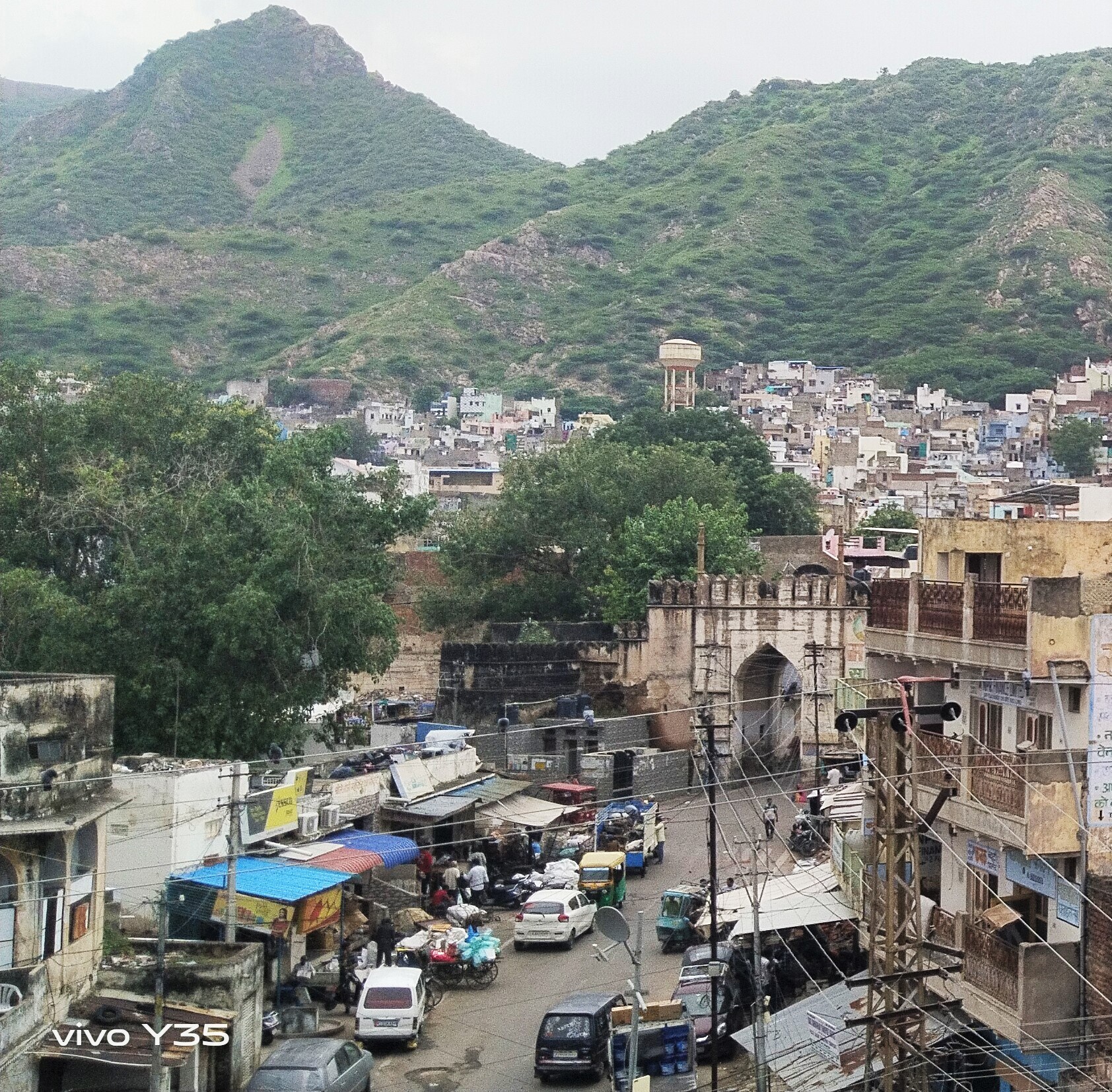 Bharat inn - Tap to explore photos