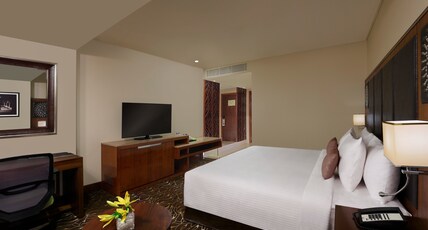 Novotel Kochi Infopark Room Type - Premier Room with 1 king-size bed