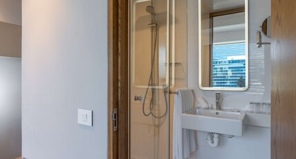 Radisson Hotel Cape Town Foreshore Room Type - Studio Apartment with Mountain View