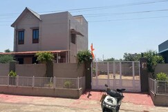 The Airport Terrace Villa