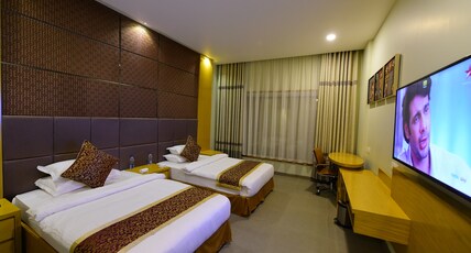 Hotel H Room Type - Twin - Deluxe