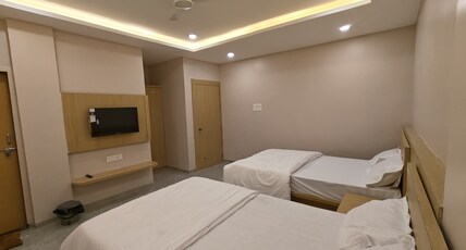PARTH LODGING BOARDING Room Type - AC Family Room