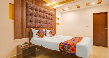 FabHotel 22 Square Living Spaces - Nr. Calangute Beach Room Type - Deluxe Room