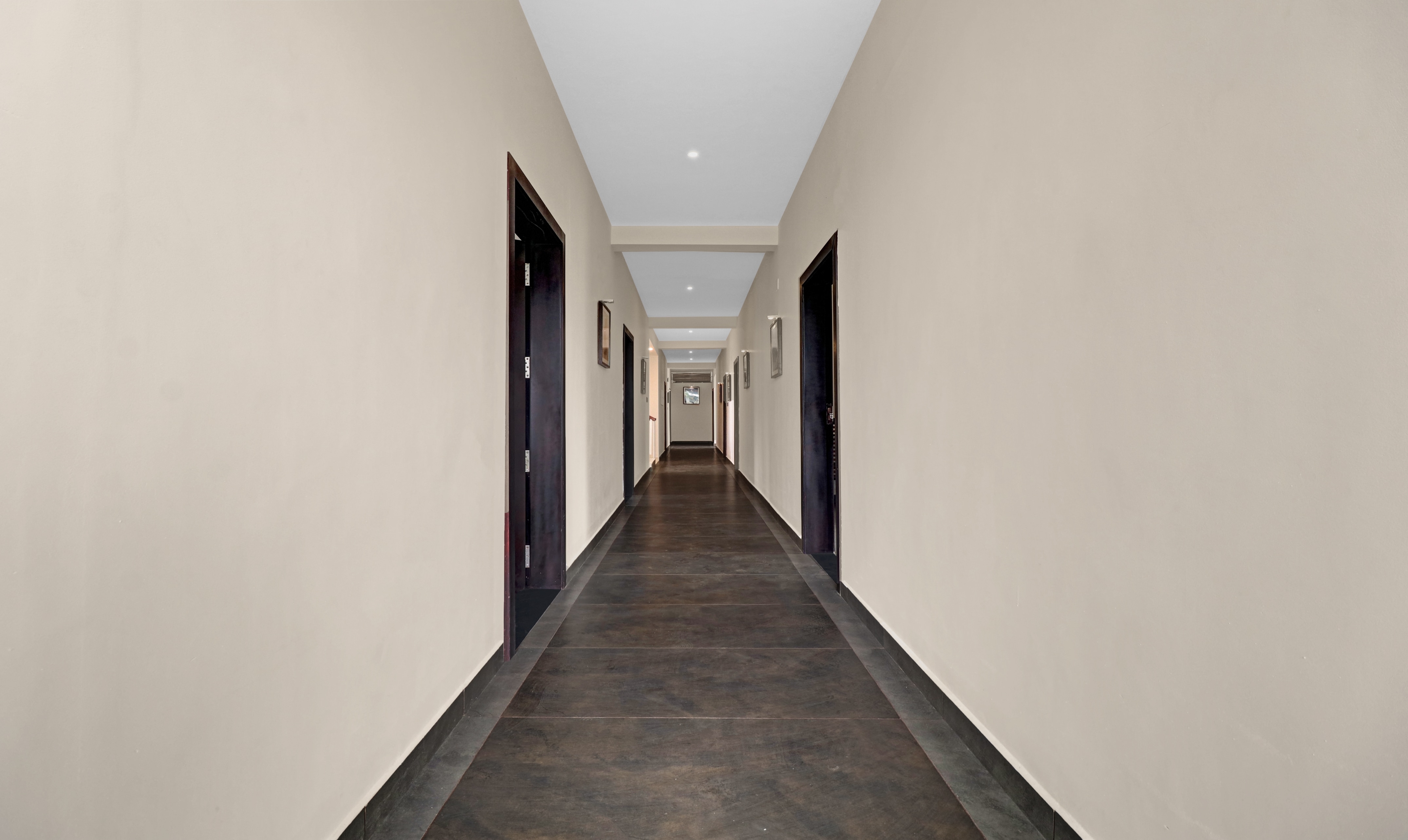 Treebo Grand Vistara Airport Suites, 500m from Cochin International Airport - Tap to explore photos