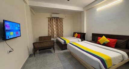 cosmos resort Room Type - Bedroom 1