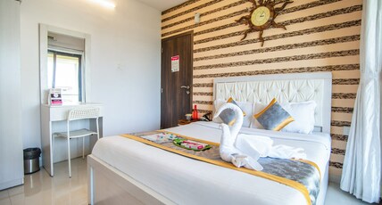 Gagal Home - Santacruz Suite Room Type - Executive Class ( Non Attached Bathroom )