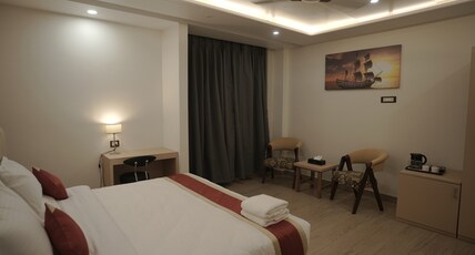 Madina Inn Room Type - Super Deluxe