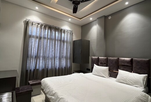 Hotel Shiva Palace