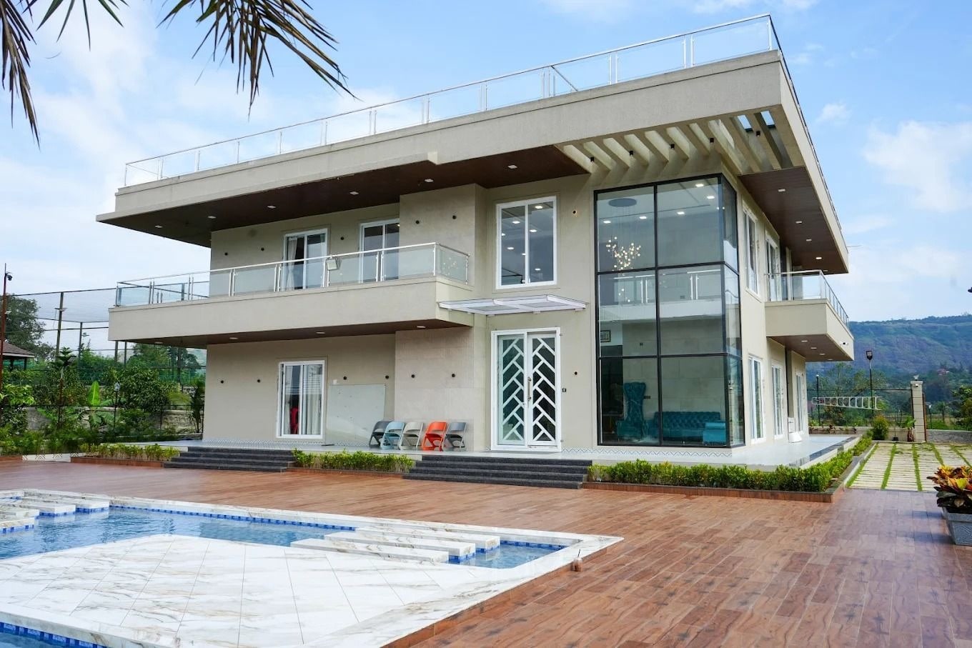 Antella Villa with Turf and 2 Pools (Alcohol strictly prohibited) - Tap to explore photos
