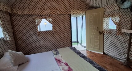 Morni Hills Retreat & Heaven Room Type - Hilltop Premium AC Swiss Tent